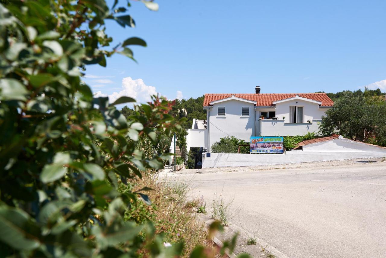 Guesthouse Aria Trogir Exterior photo