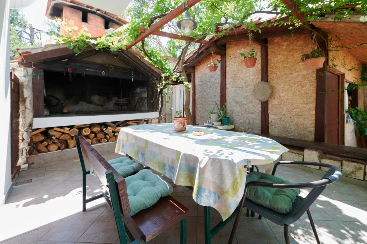 Guesthouse Aria Trogir Exterior photo