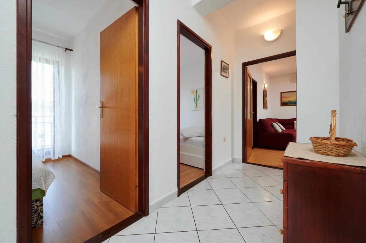 Guesthouse Aria Trogir Exterior photo