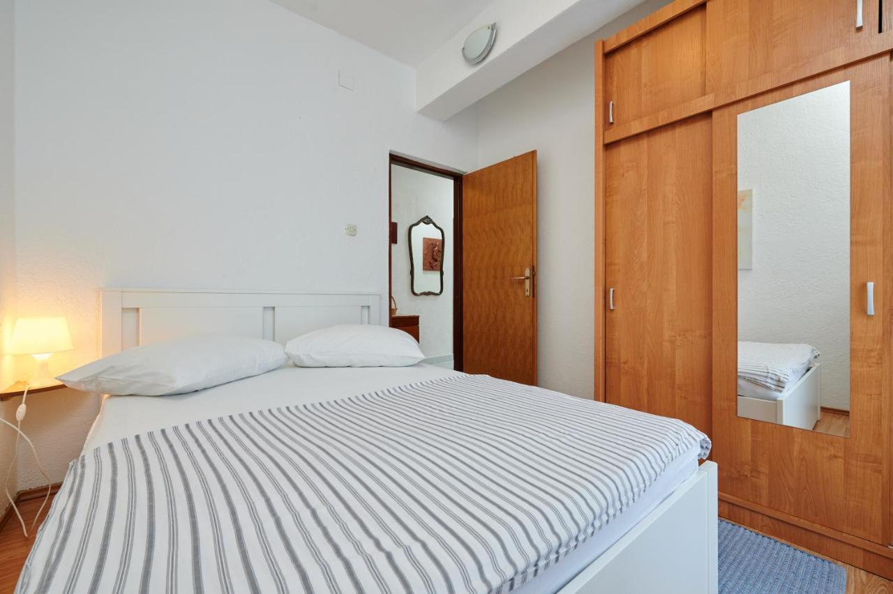 Guesthouse Aria Trogir Exterior photo